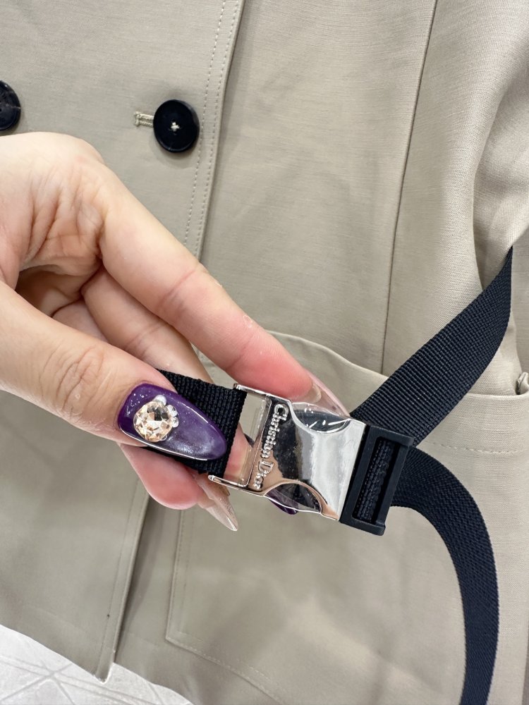 Двубортный тренчкот фото 8