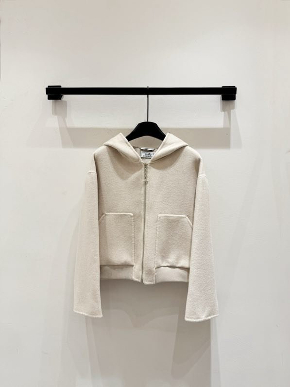 Двухстороннее кашемировое короткое пальто фото 5