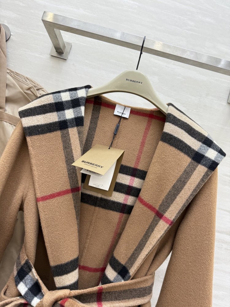 Двухстороннее пальто с капюшоном фото 2