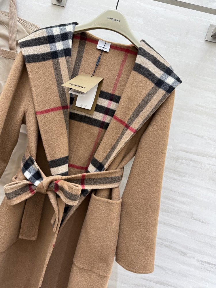 Двухстороннее пальто с капюшоном фото 3