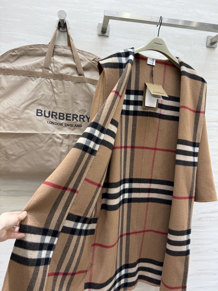 Двухстороннее пальто с капюшоном фото 7