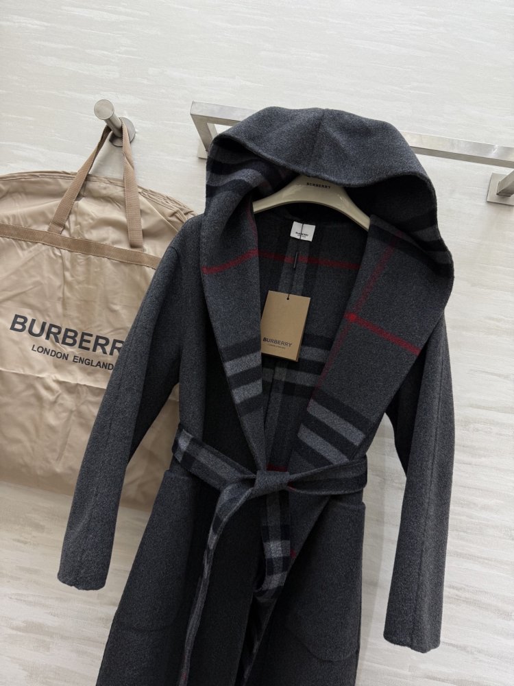 Двухстороннее пальто с капюшоном фото 9