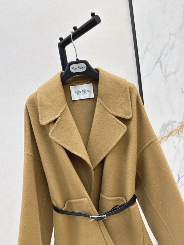 Двухстороннее шерстяное короткое пальто фото 5