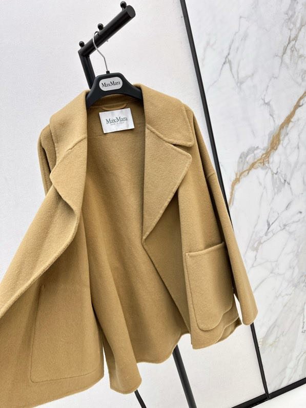 Двухстороннее шерстяное короткое пальто фото 7