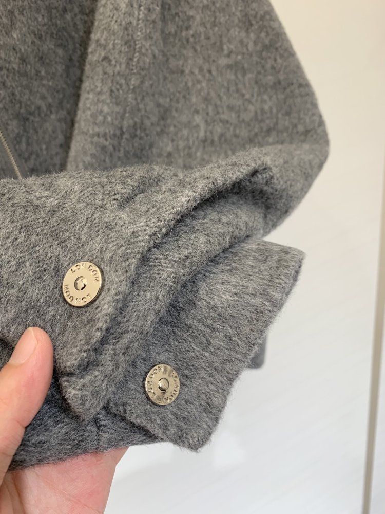 Two-way wool coat from big fur collar фото 5