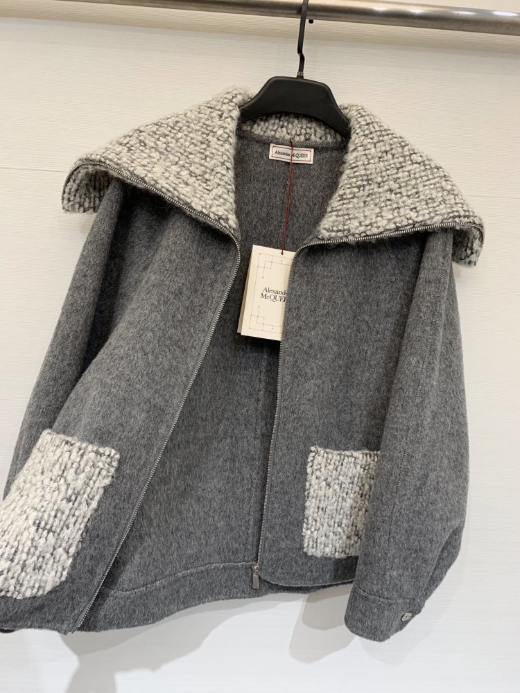 Two-way wool coat from big fur collar фото 7