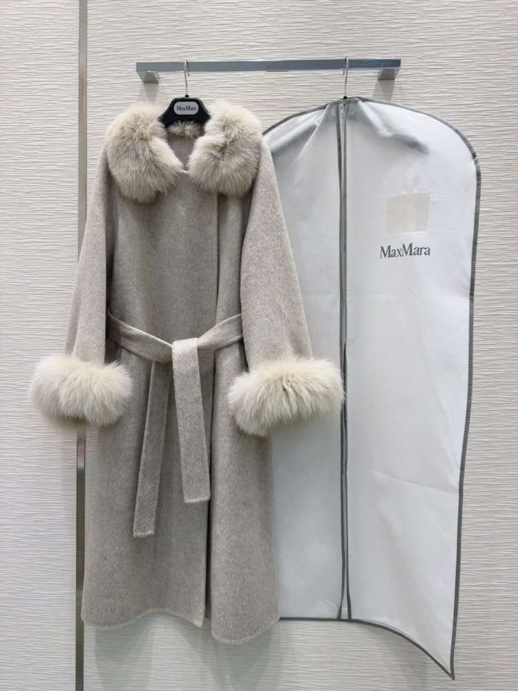 Двостороннє кашемірове пальто c лисячим хутром