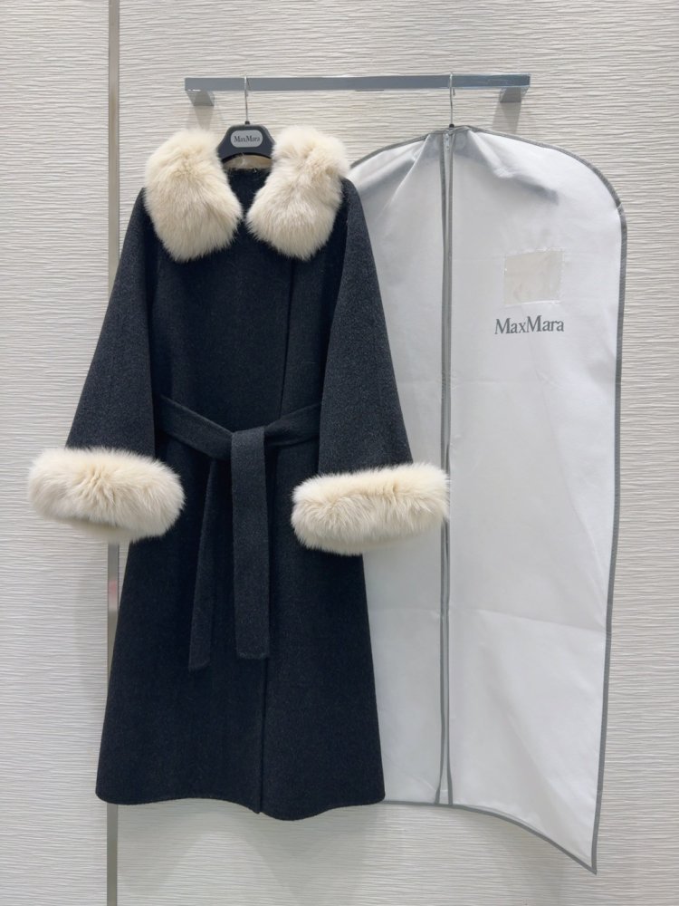 Двостороннє кашемірове пальто c лисячим хутром