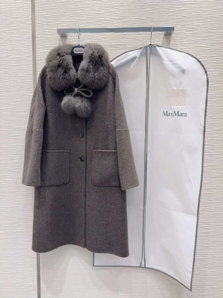 Двостороннє кашемірове пальто c лисячим хутром