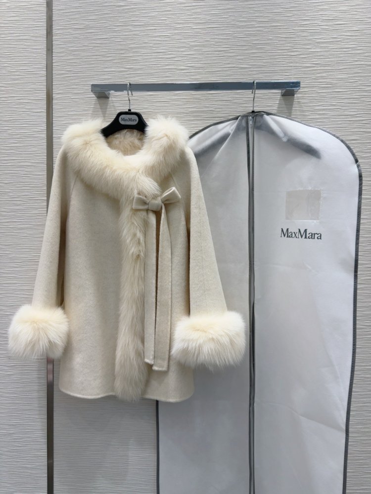 Двустороннее кашемировое пальто c лисьим мехом