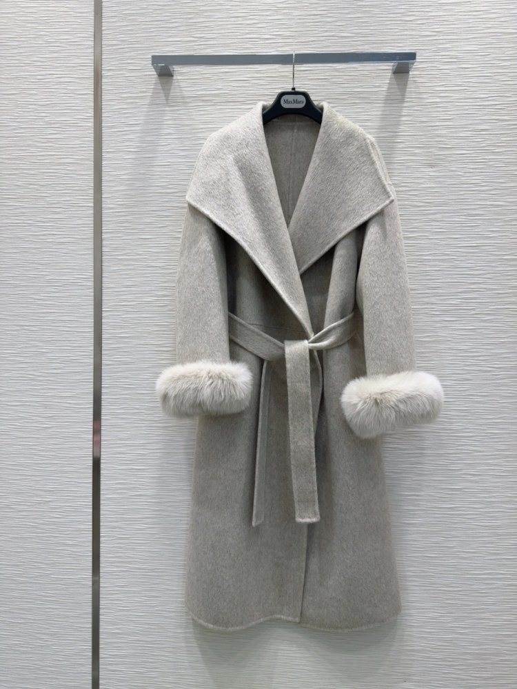 Двустороннее кашемировое пальто c лисьим мехом фото 2