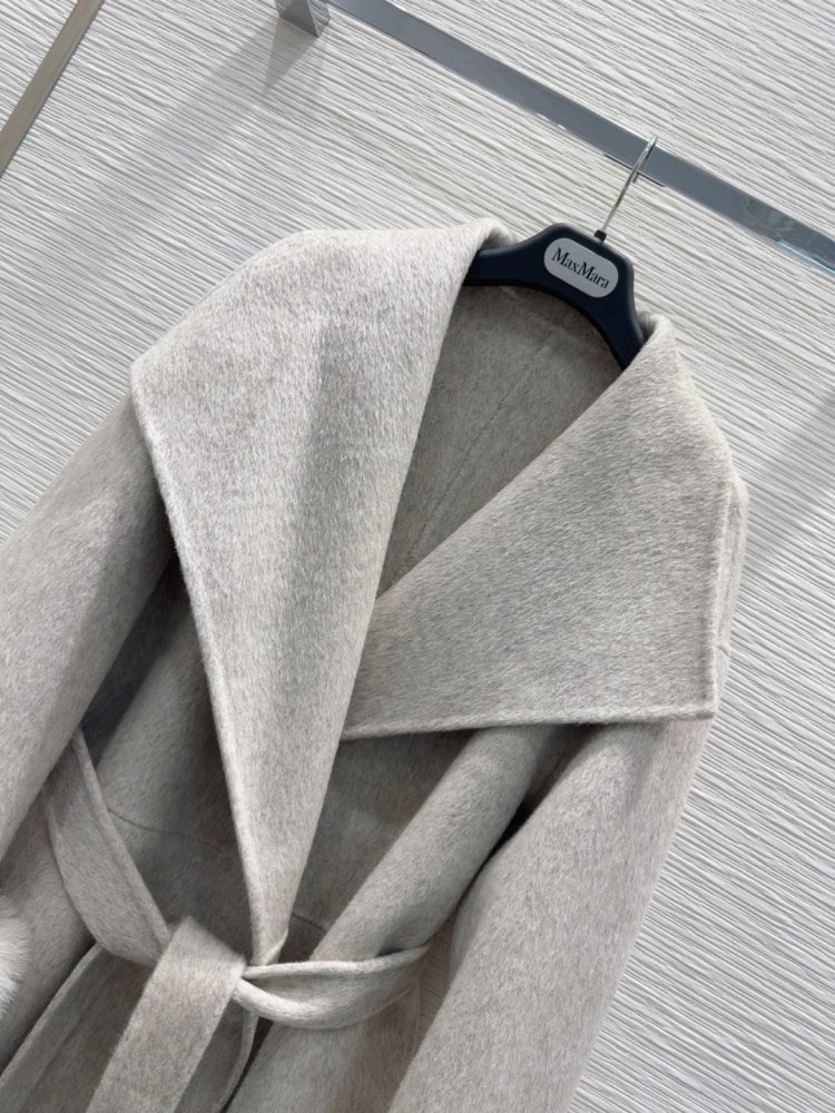 Двустороннее кашемировое пальто c лисьим мехом фото 4