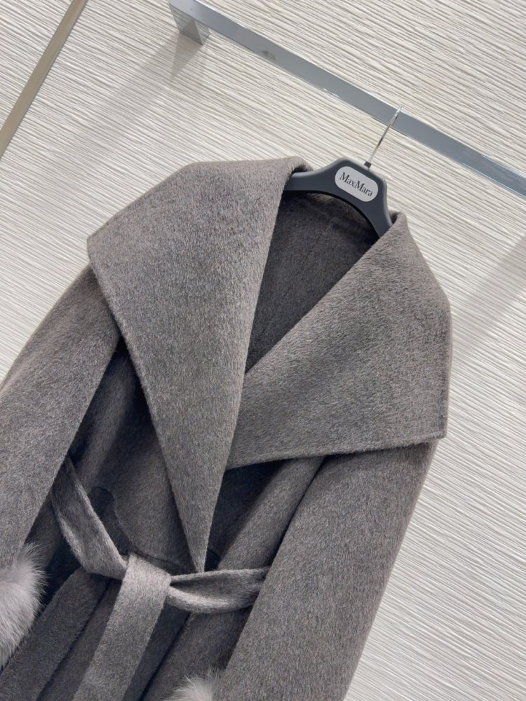 Двустороннее кашемировое пальто c лисьим мехом фото 4