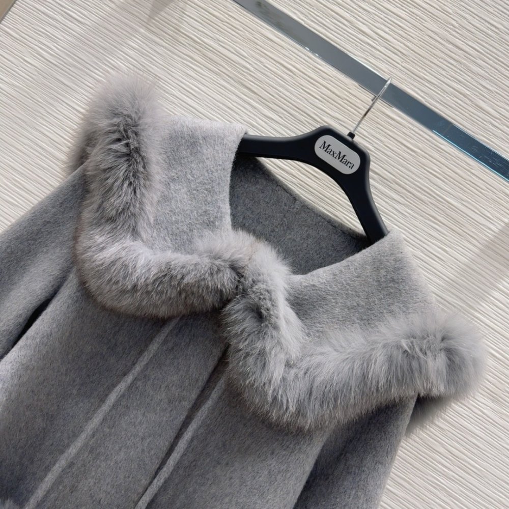 Двустороннее кашемировое пальто c лисьим мехом фото 4