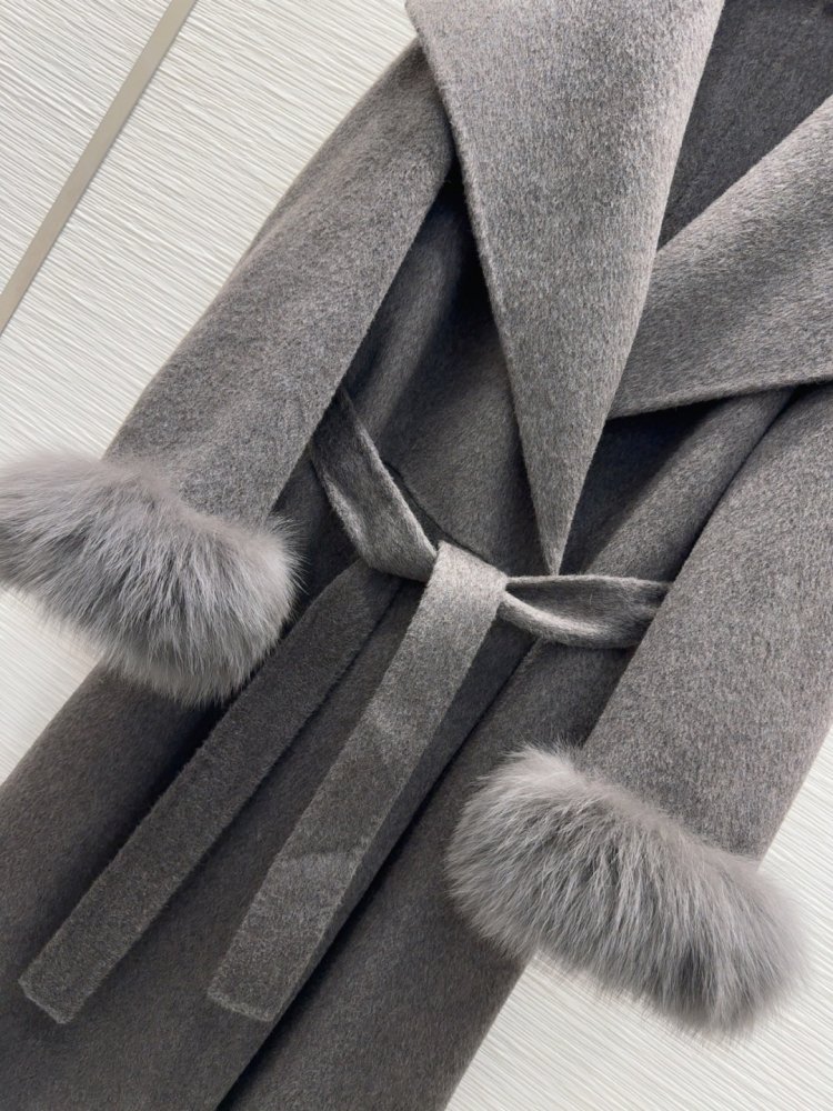 Двустороннее кашемировое пальто c лисьим мехом фото 5