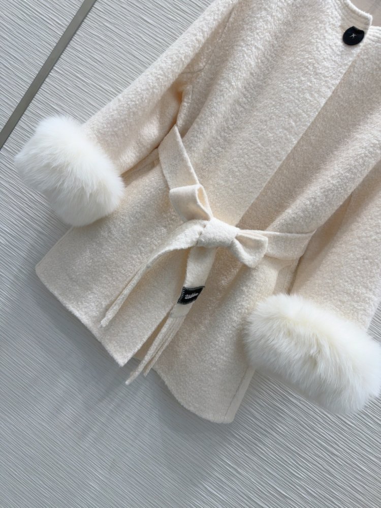 Двустороннее кашемировое пальто c лисьим мехом фото 5