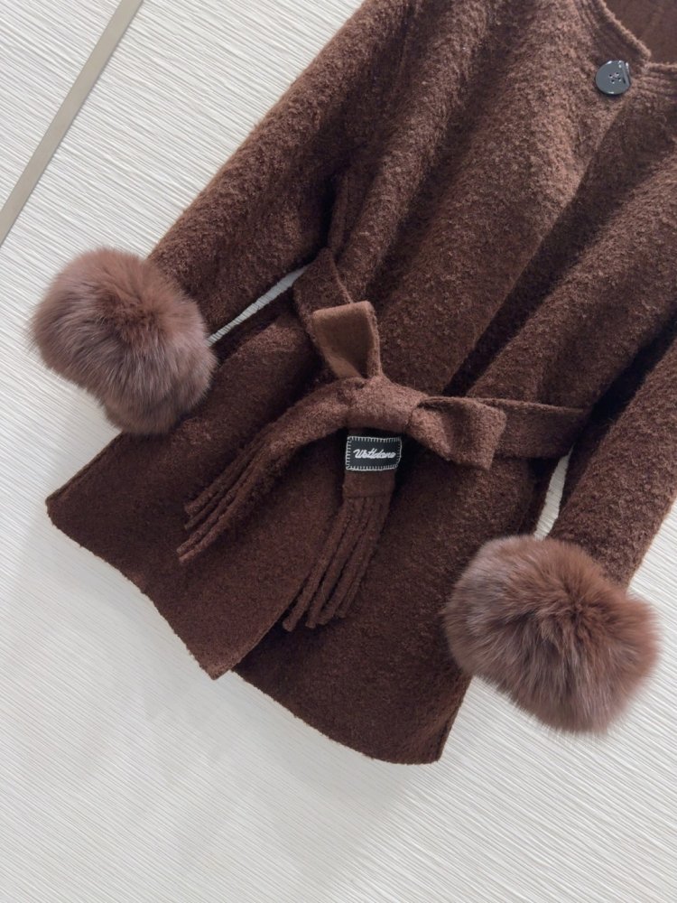 Двустороннее кашемировое пальто c лисьим мехом фото 5