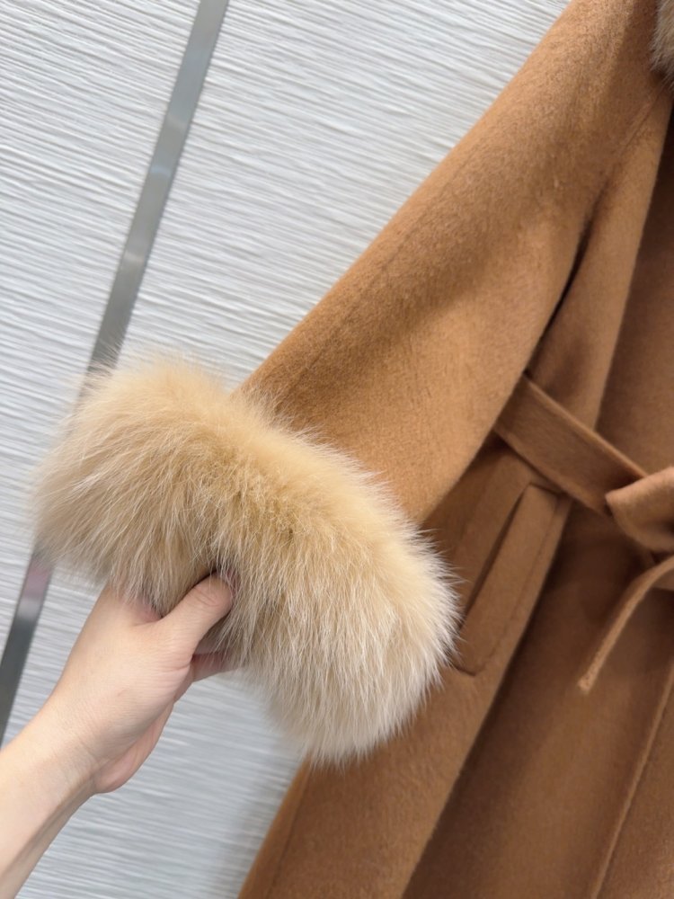 Двостороннє кашемірове пальто c лисячим хутром фото 6