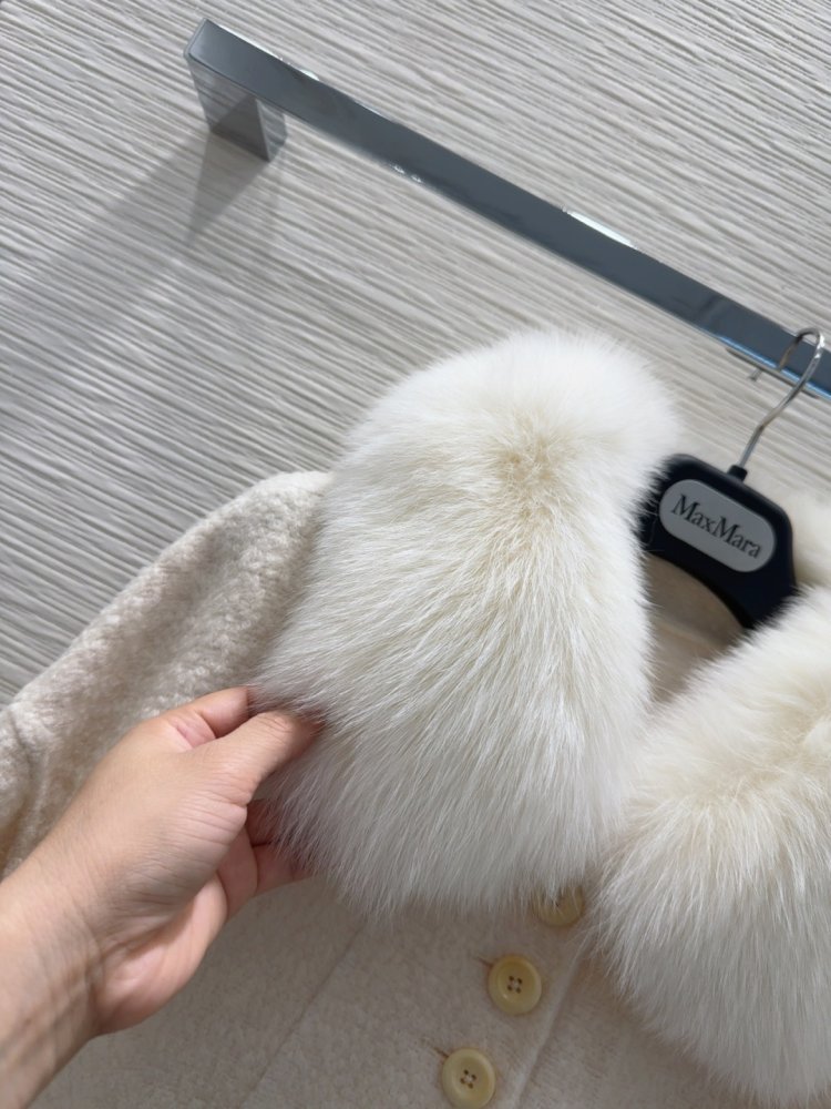 Двостороннє кашемірове пальто c лисячим хутром фото 6