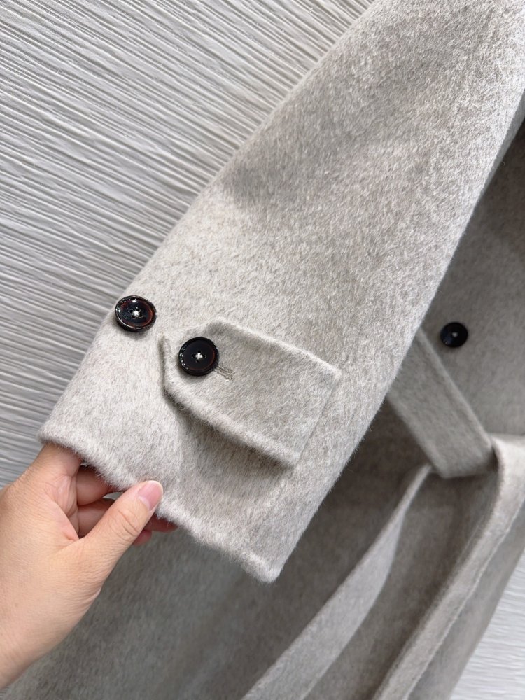 Двустороннее кашемировое пальто c лисьим мехом фото 6