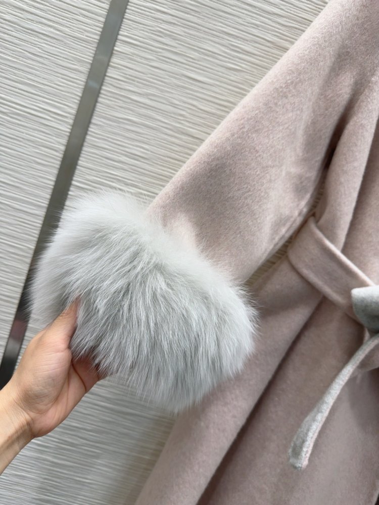 Двустороннее кашемировое пальто c лисьим мехом фото 6