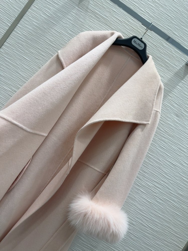 Двустороннее кашемировое пальто c лисьим мехом фото 7