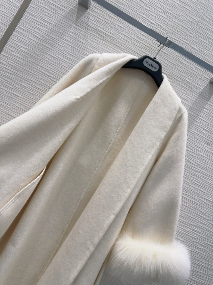 Двустороннее кашемировое пальто c лисьим мехом фото 7