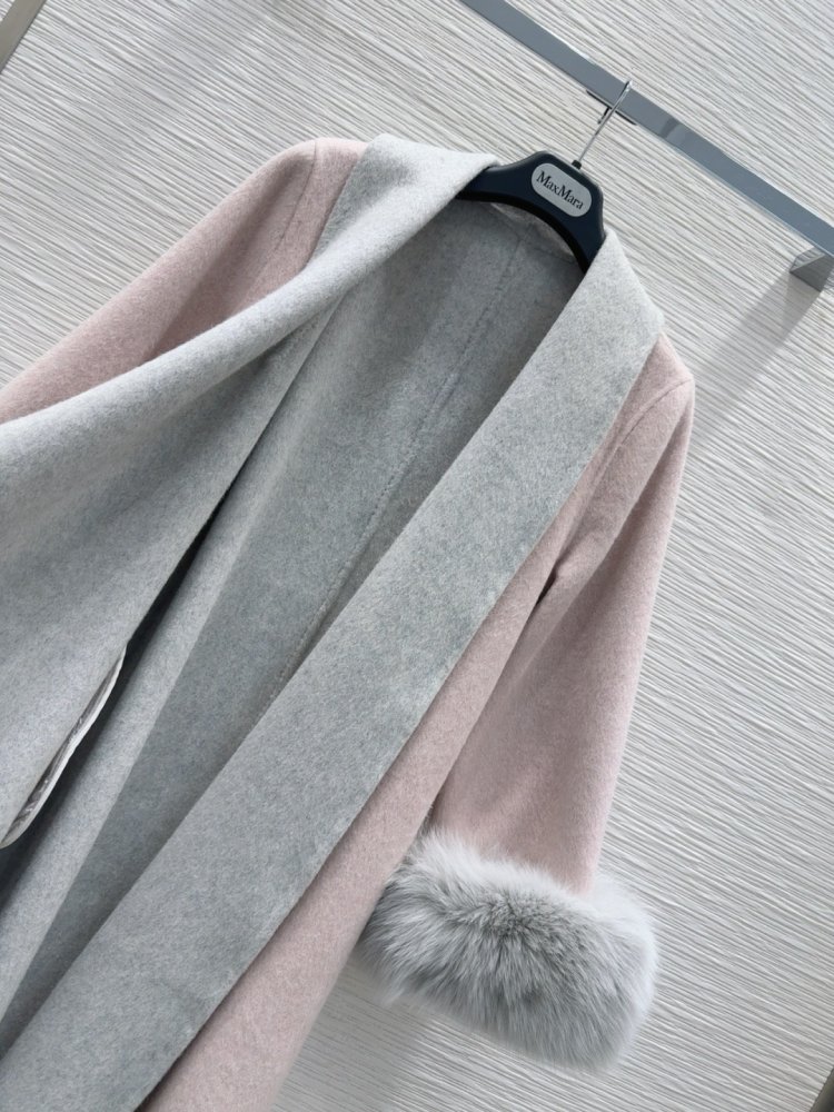 Двустороннее кашемировое пальто c лисьим мехом фото 7