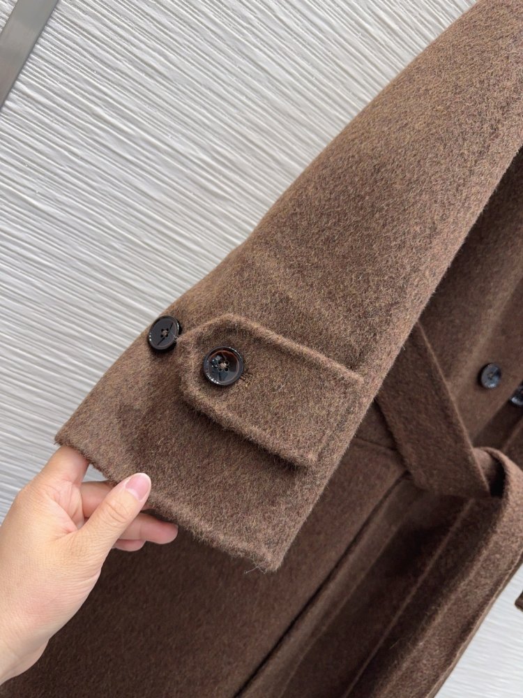 Двустороннее кашемировое пальто c лисьим мехом фото 8