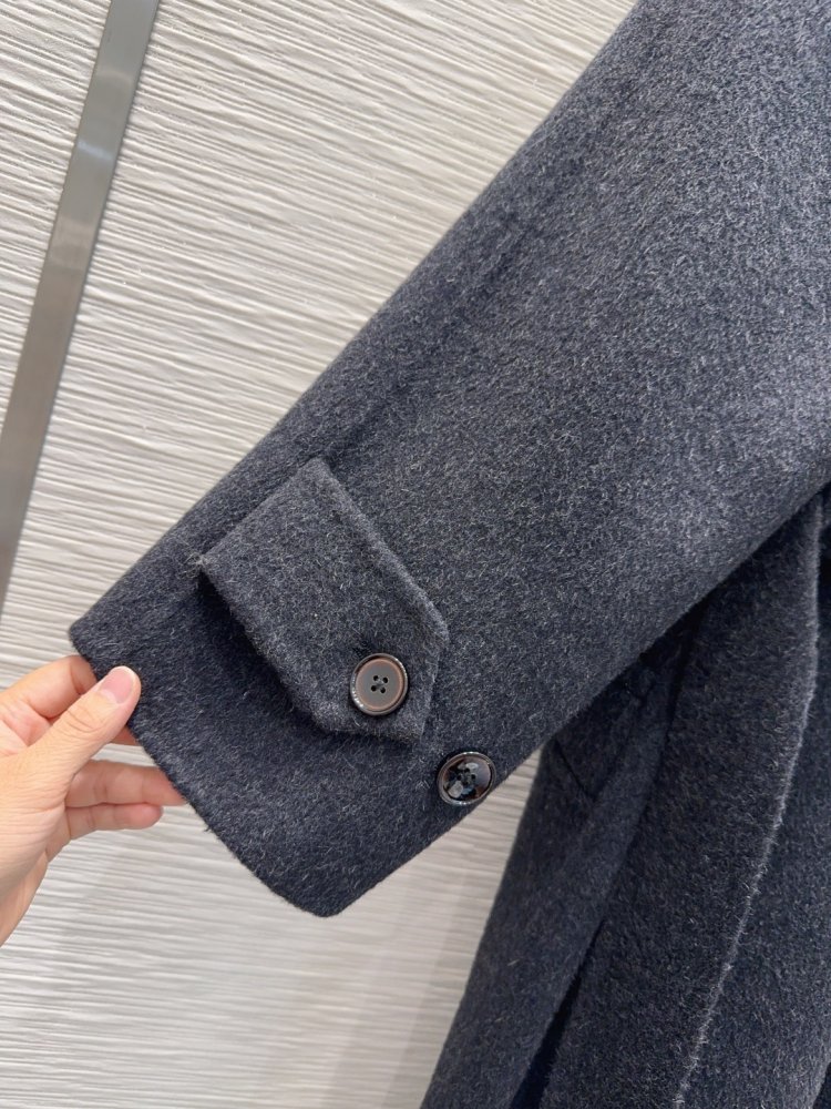 Двустороннее кашемировое пальто c лисьим мехом фото 8