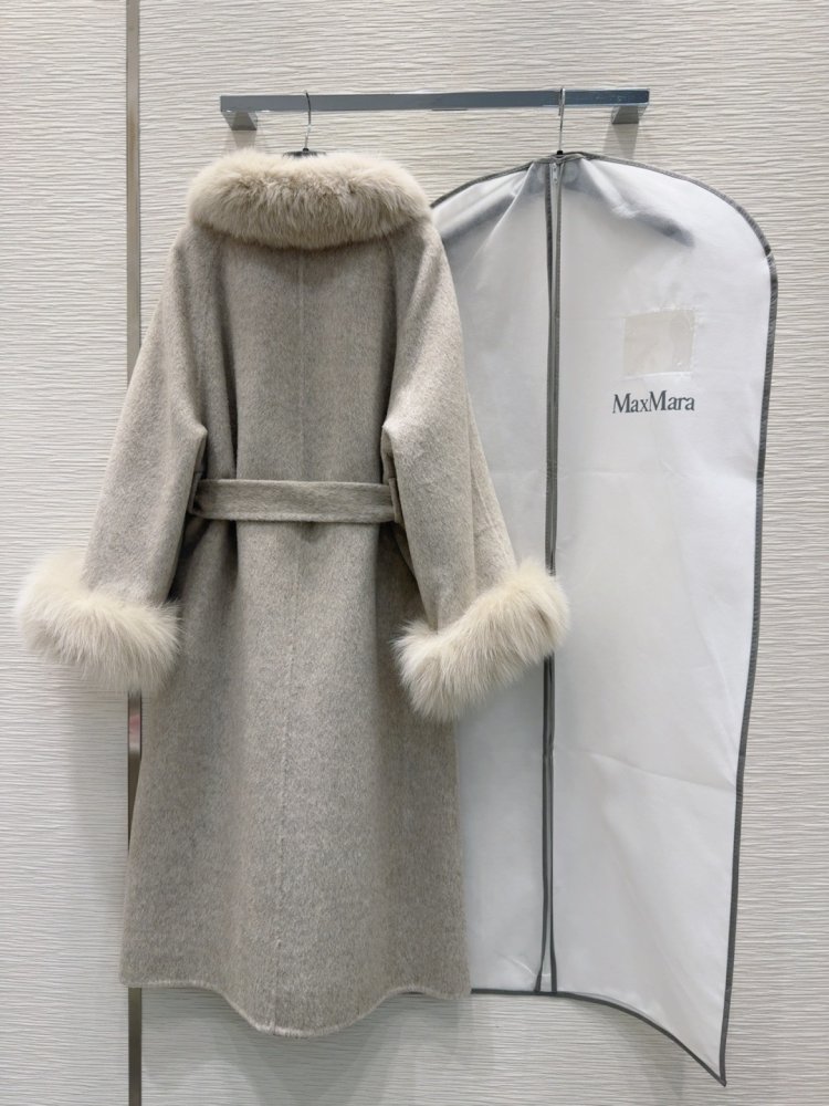 Двостороннє кашемірове пальто c лисячим хутром фото 9