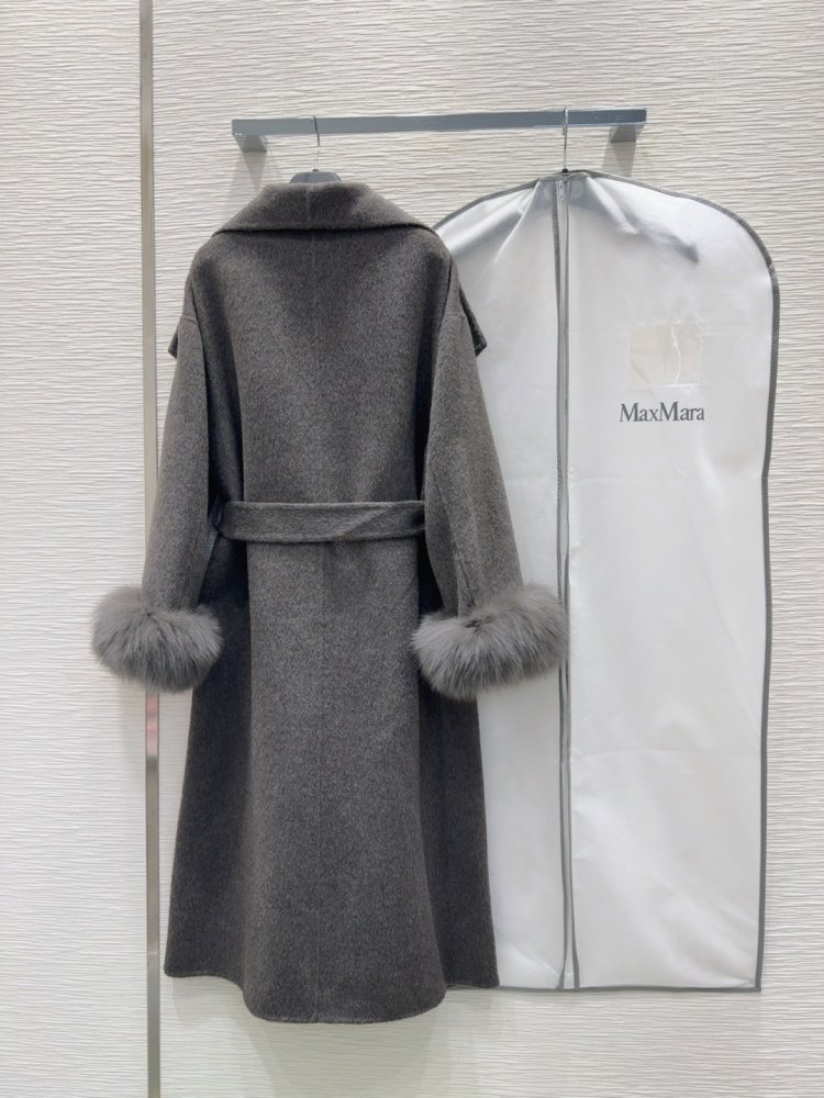 Двустороннее кашемировое пальто c лисьим мехом фото 9