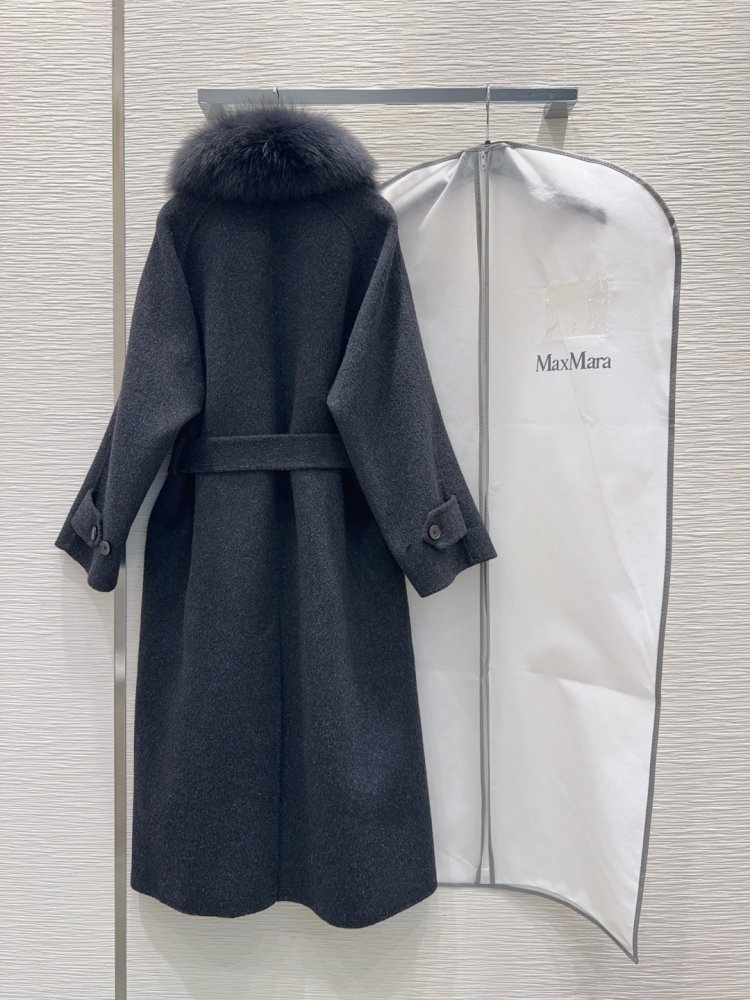 Двустороннее кашемировое пальто c лисьим мехом фото 9