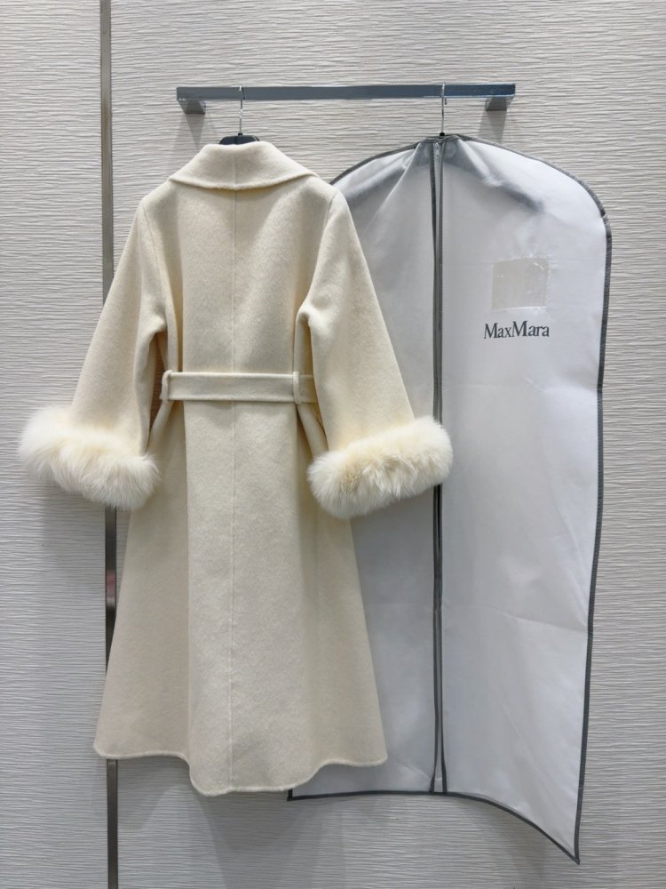 Двустороннее кашемировое пальто c лисьим мехом фото 9