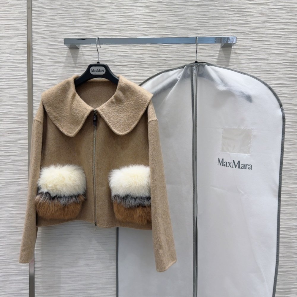 Двустороннее кашемировое пальто с лисьим мехом