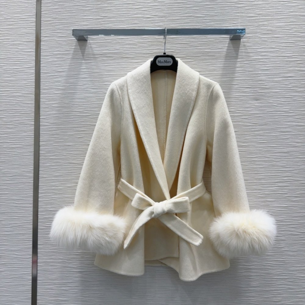 Двустороннее кашемировое пальто с лисьим мехом фото 2