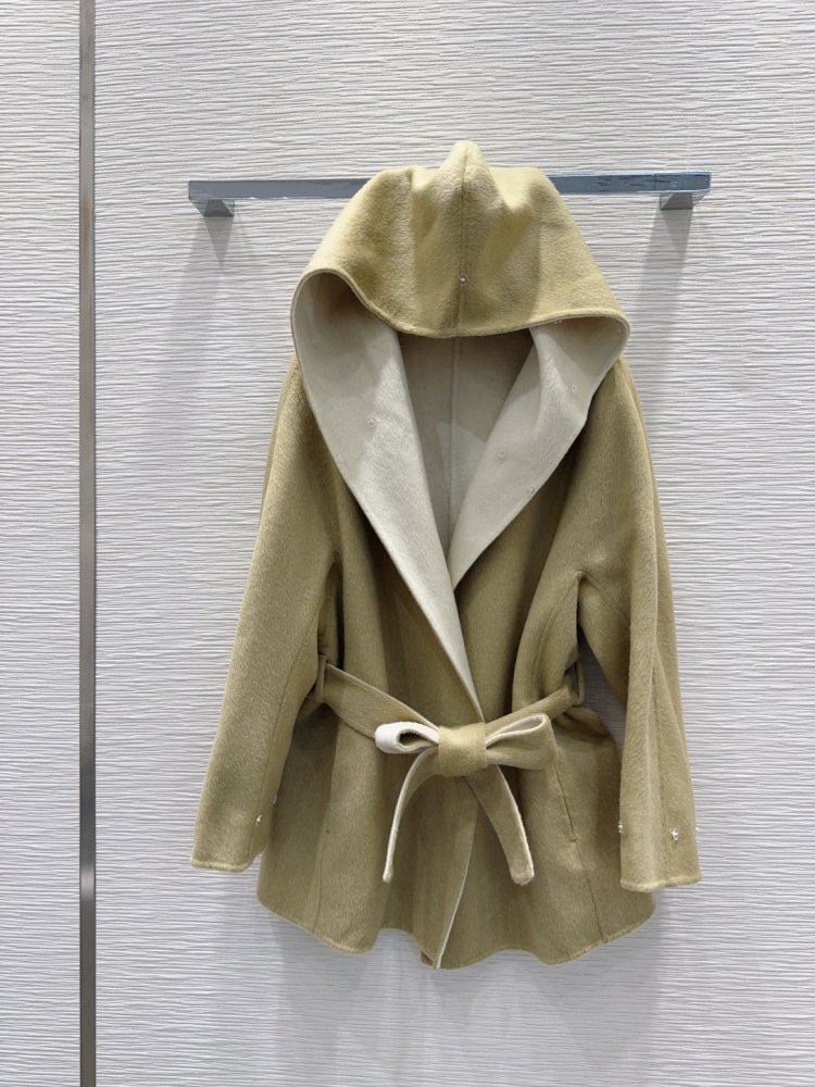 Двустороннее кашемировое пальто с лисьим мехом фото 3