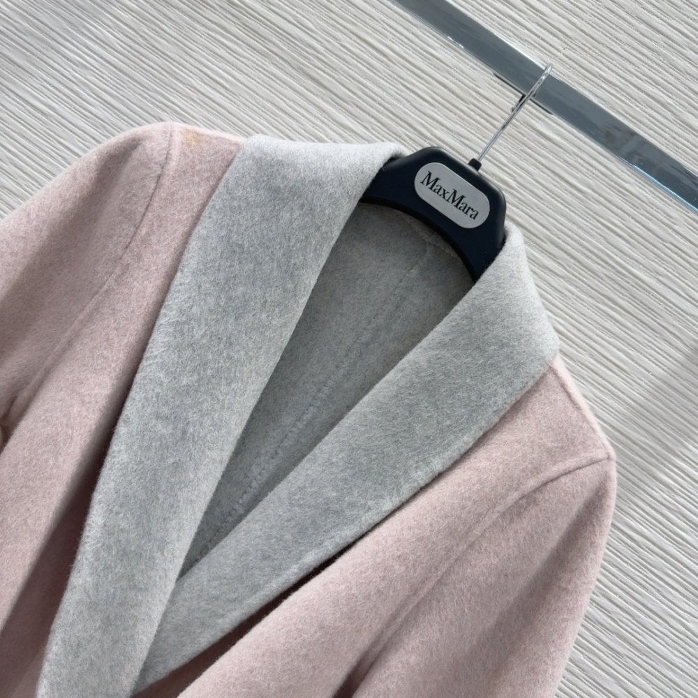 Двустороннее кашемировое пальто с лисьим мехом фото 4