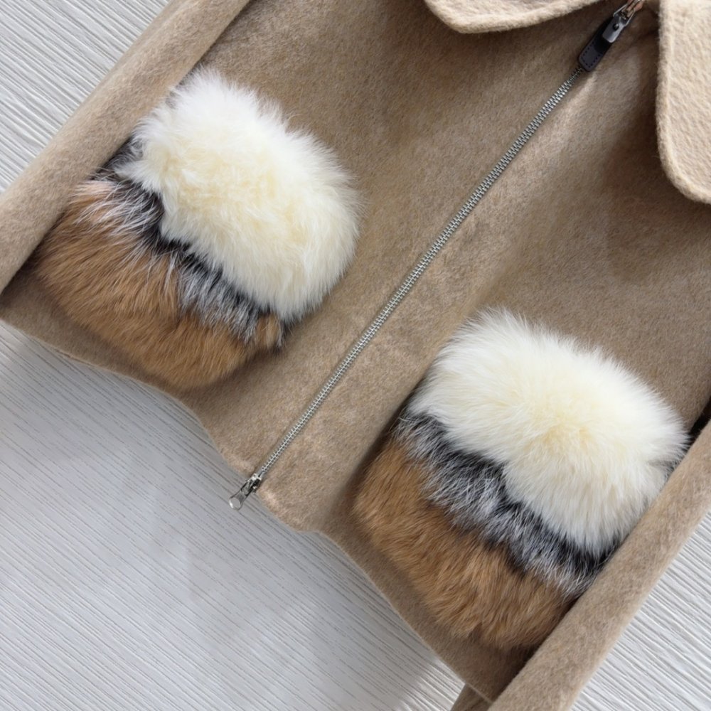 Двустороннее кашемировое пальто с лисьим мехом фото 5