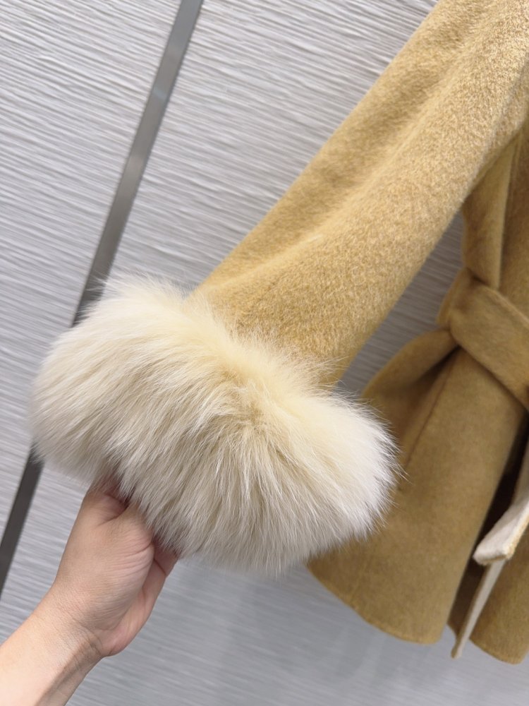 Bilateral cashmere coat from fox fur фото 6