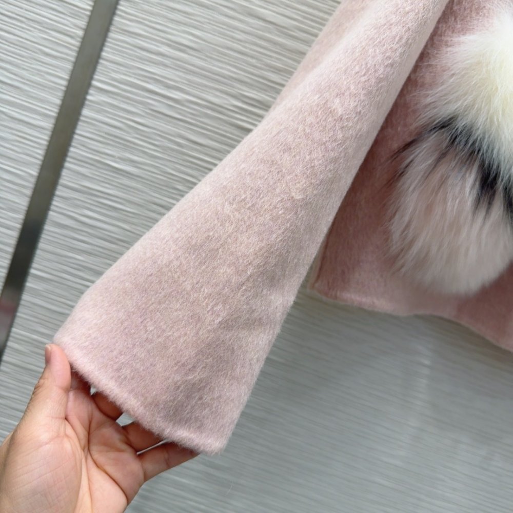 Bilateral cashmere coat from fox fur фото 6