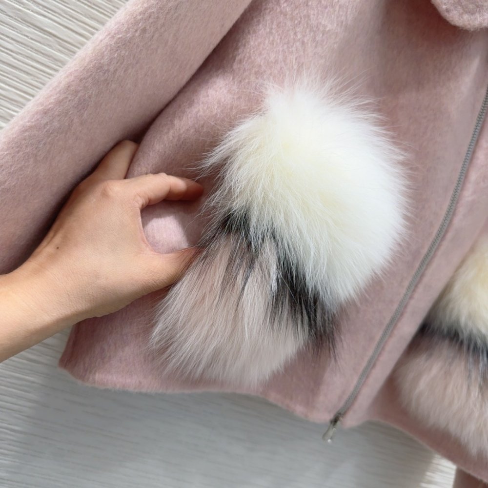 Bilateral cashmere coat from fox fur фото 7