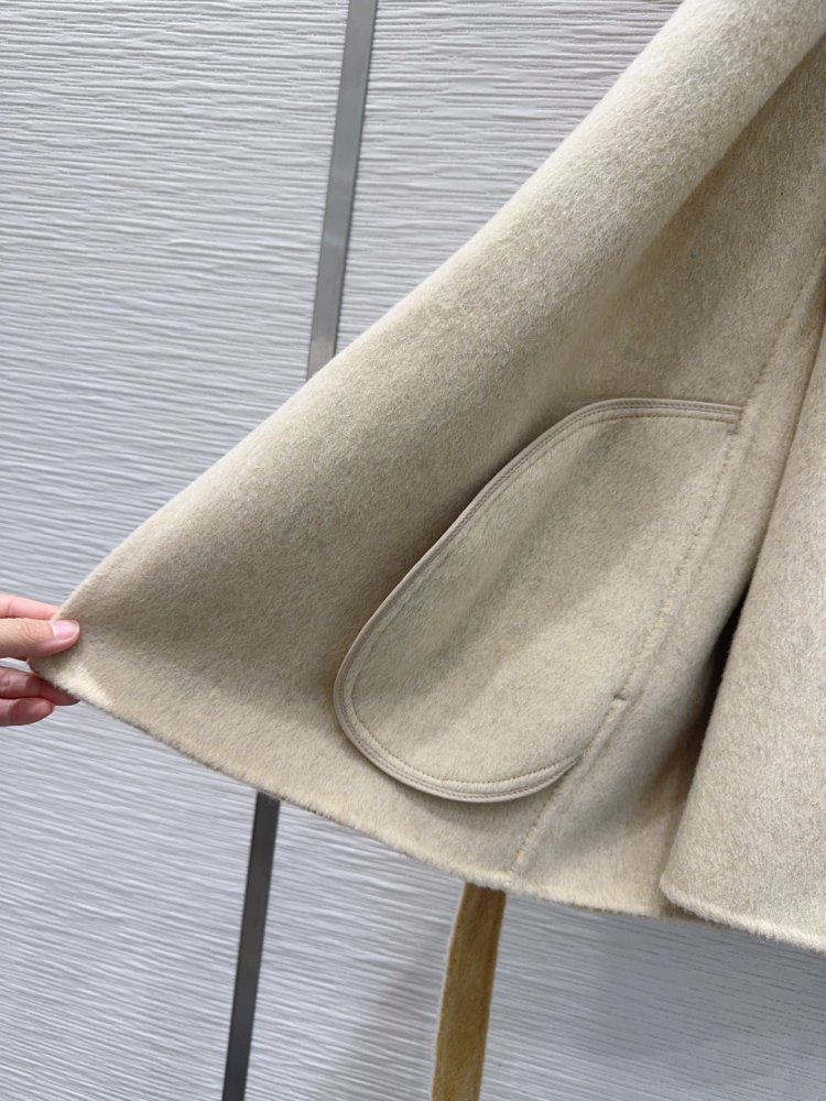 Bilateral cashmere coat from fox fur фото 8