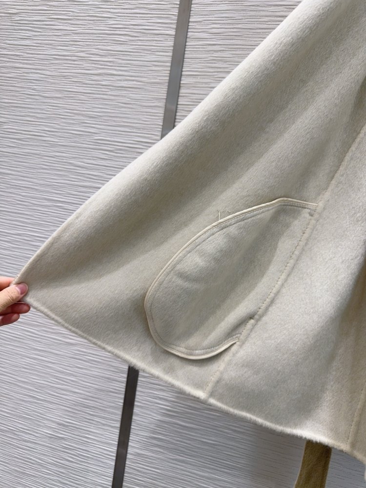 Двустороннее кашемировое пальто с лисьим мехом фото 8