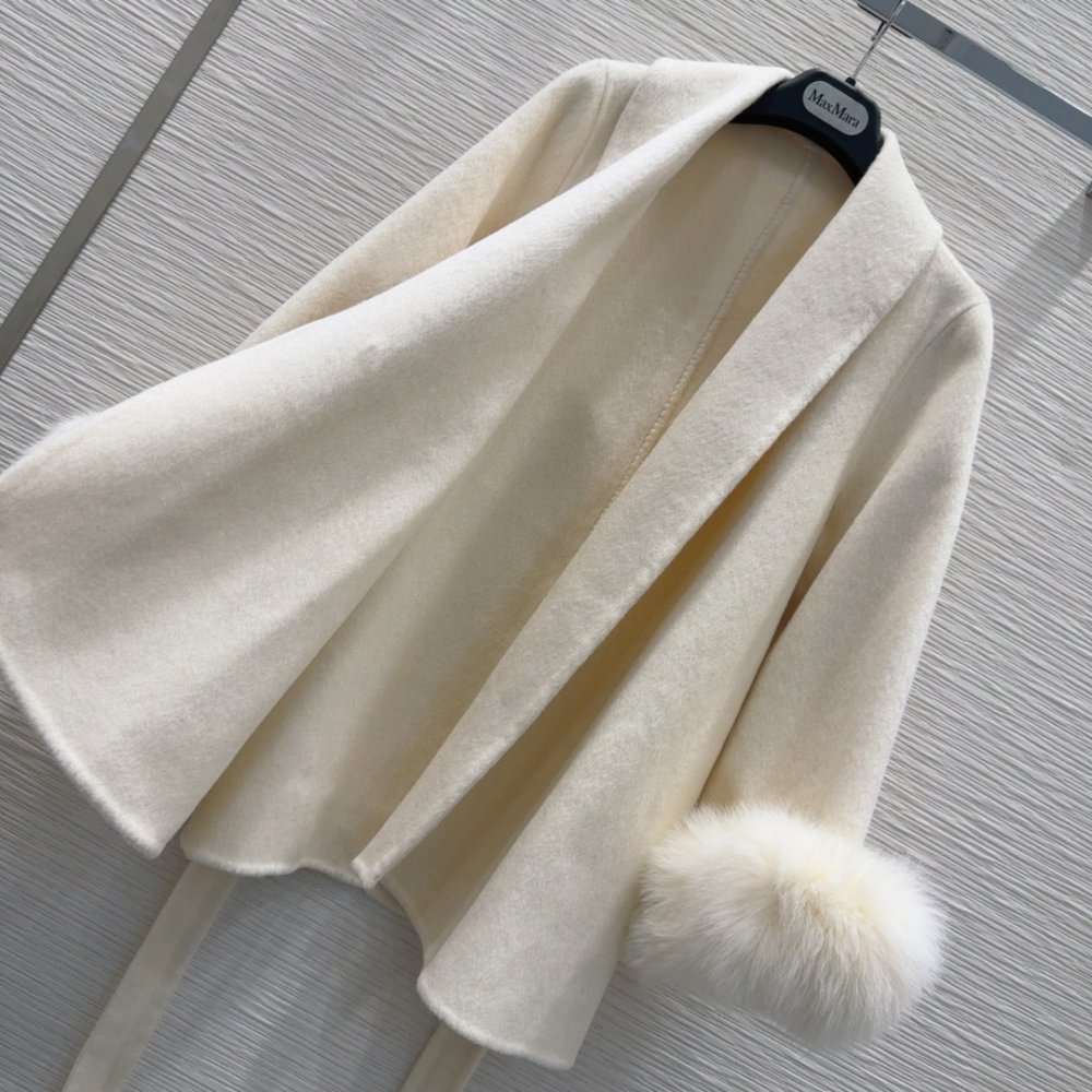 Двустороннее кашемировое пальто с лисьим мехом фото 8