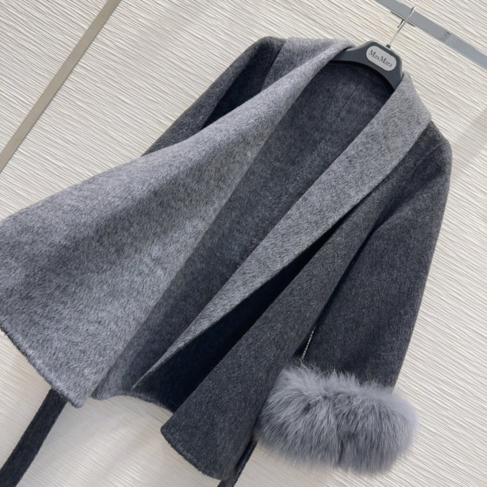 Двустороннее кашемировое пальто с лисьим мехом фото 8