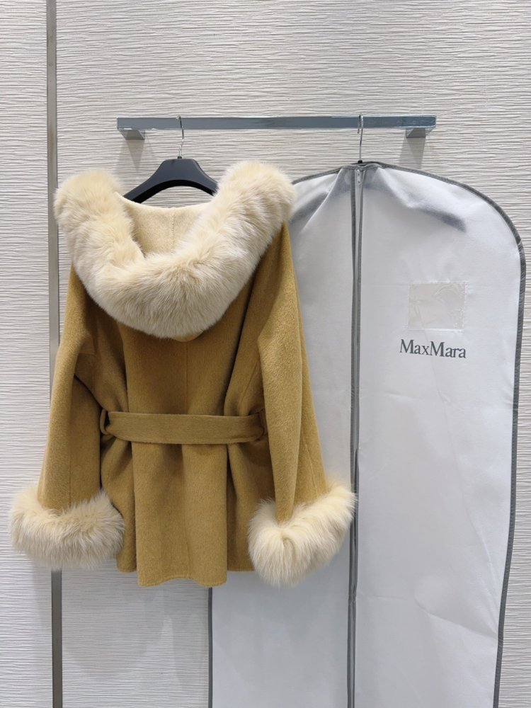 Bilateral cashmere coat from fox fur фото 9