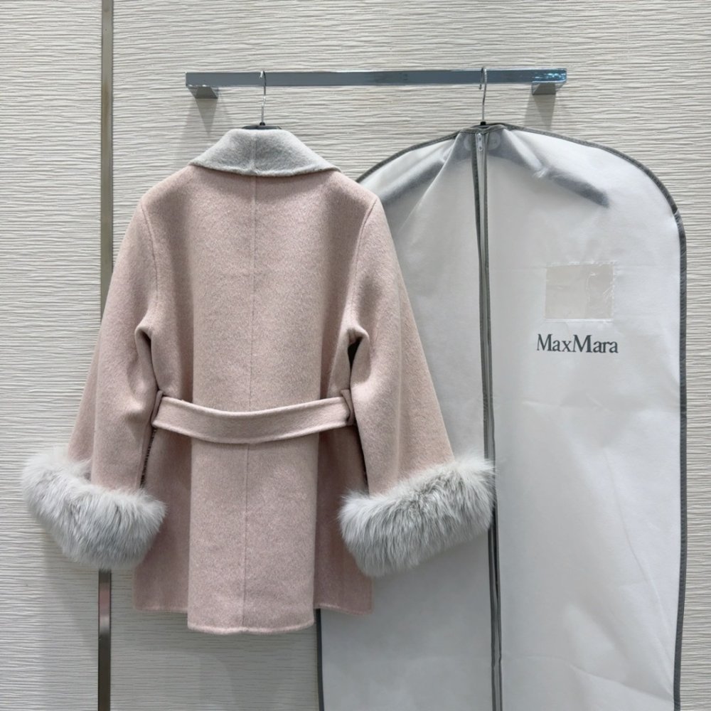 Двустороннее кашемировое пальто с лисьим мехом фото 9