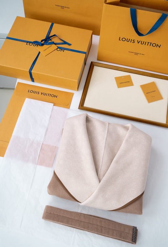 Двустороннее короткое пальто с капюшоном фото 4