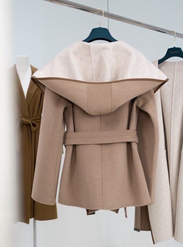 Двустороннее короткое пальто с капюшоном фото 6